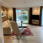 Modern With Mountain And Sea View Appartement