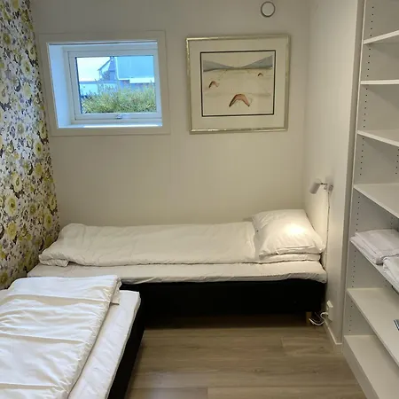 Modern With Mountain And Sea View סבולבאר