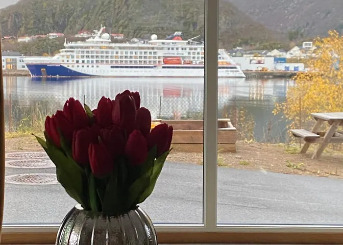 Modern With Mountain And Sea View شقة