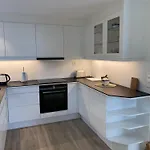 Apartment Modern With Mountain And Sea View Svolvær